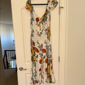 Floral Maxi Dress with Ruffle Sleeves